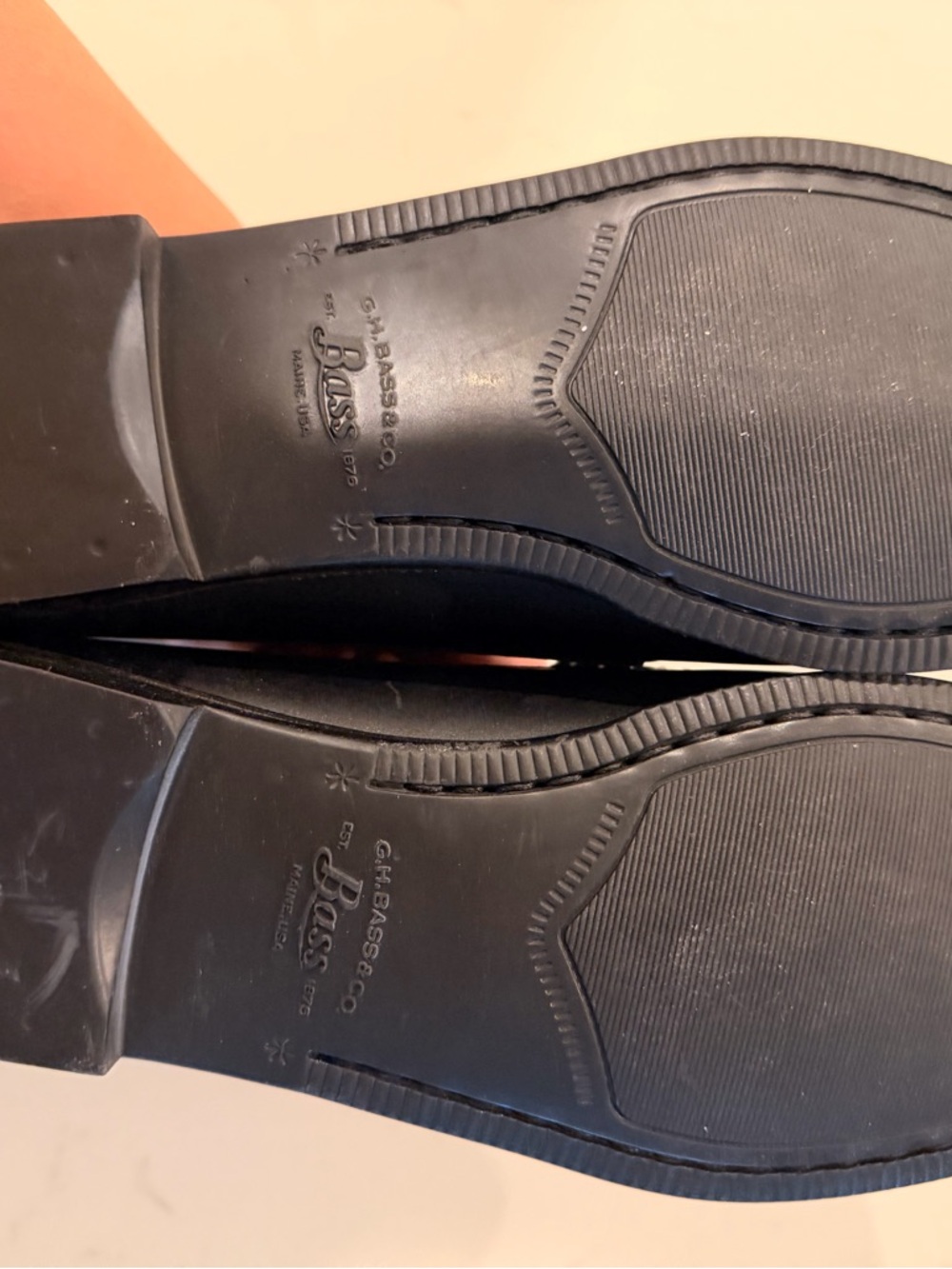 G.H.Bass Larson Weejuns Black and White Loafers Sz 6 - Picture 4 of 5
